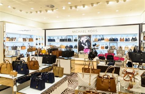 Sales Slowdown at Michael Kors Sends Stock Near 52